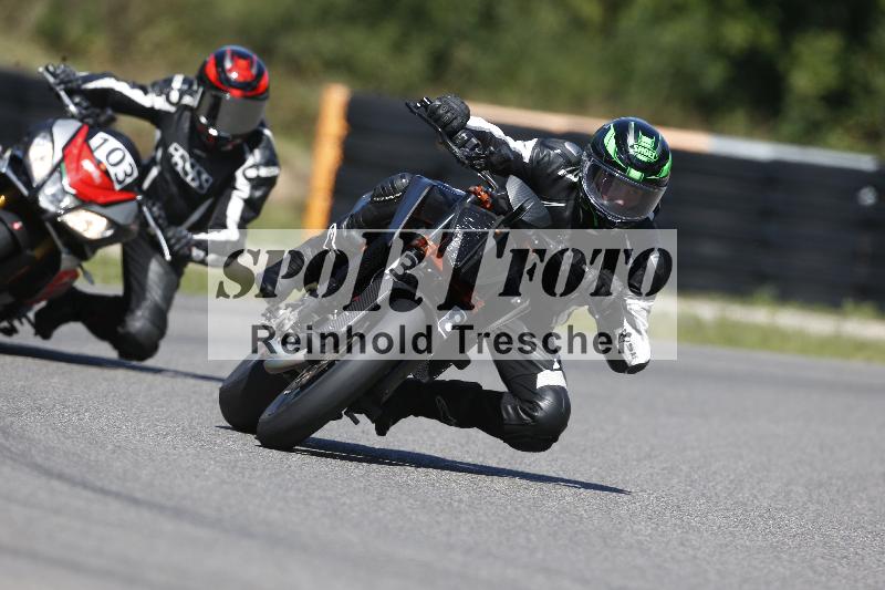 /Archiv-2025/48 25.08.2025 Cornu Master School ADR/rot-rouge/38